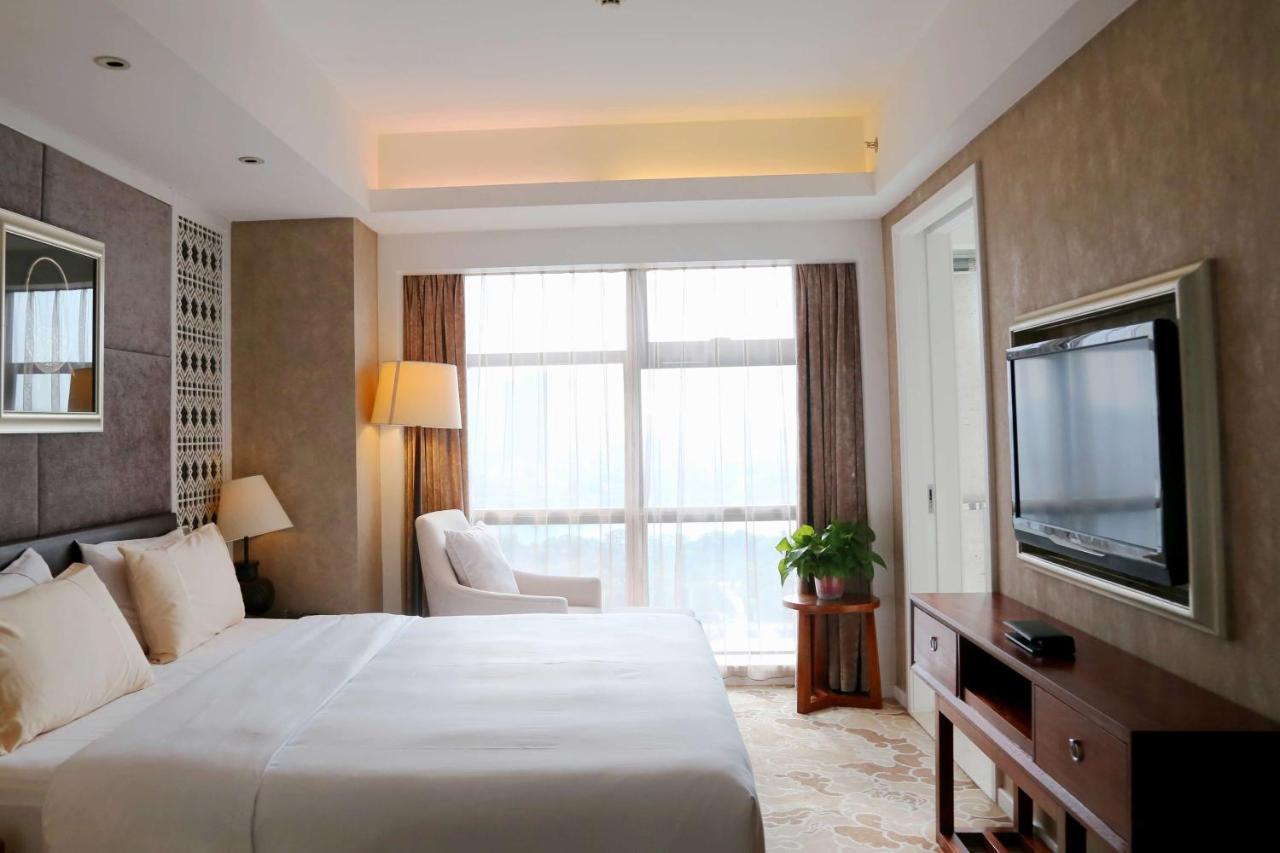 Radisson Blu Hotel Liuzhou Extérieur photo