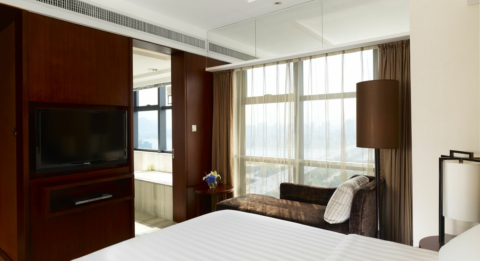 Radisson Blu Hotel Liuzhou Chambre photo
